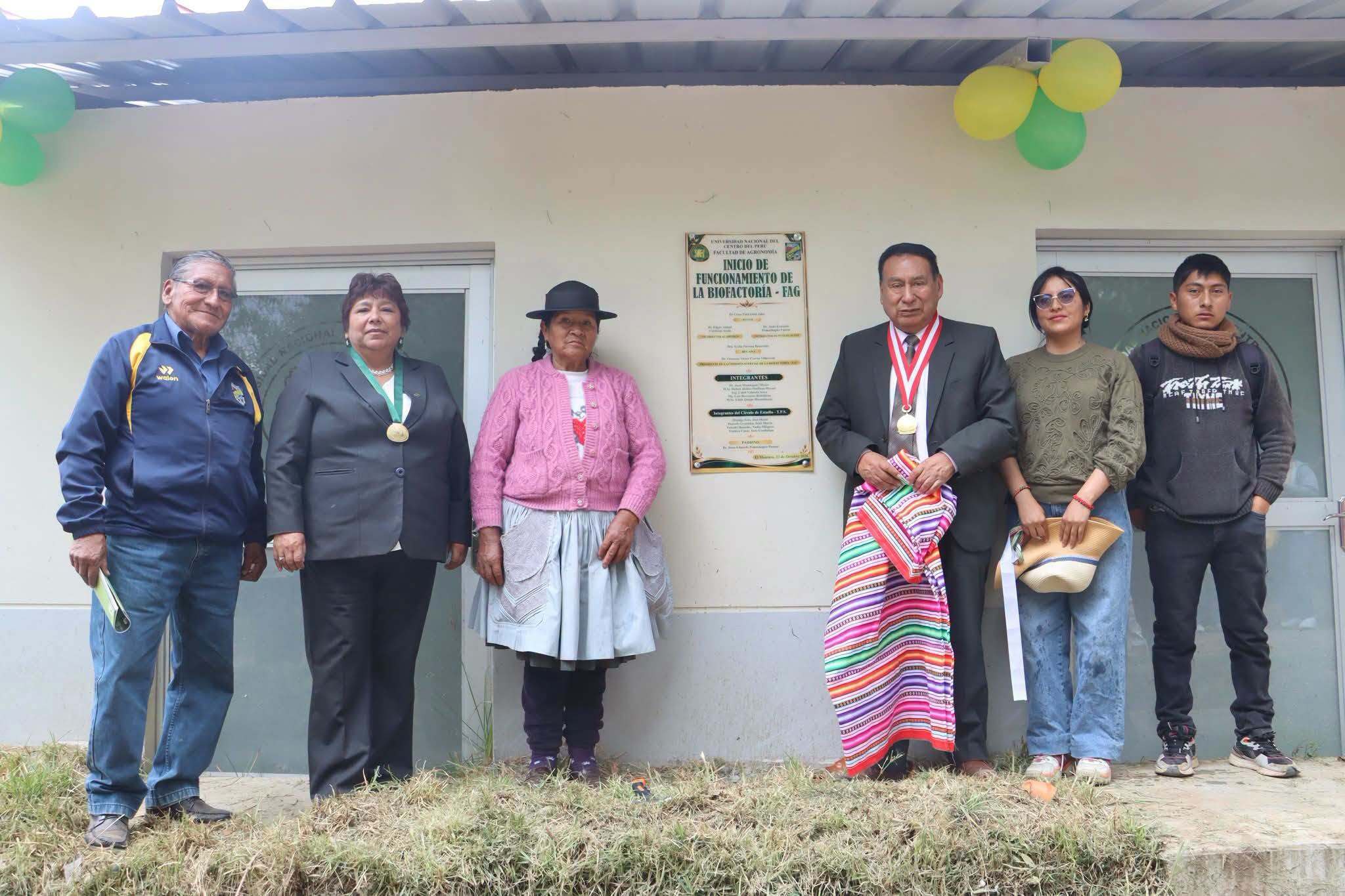 Estudiantes en el campo